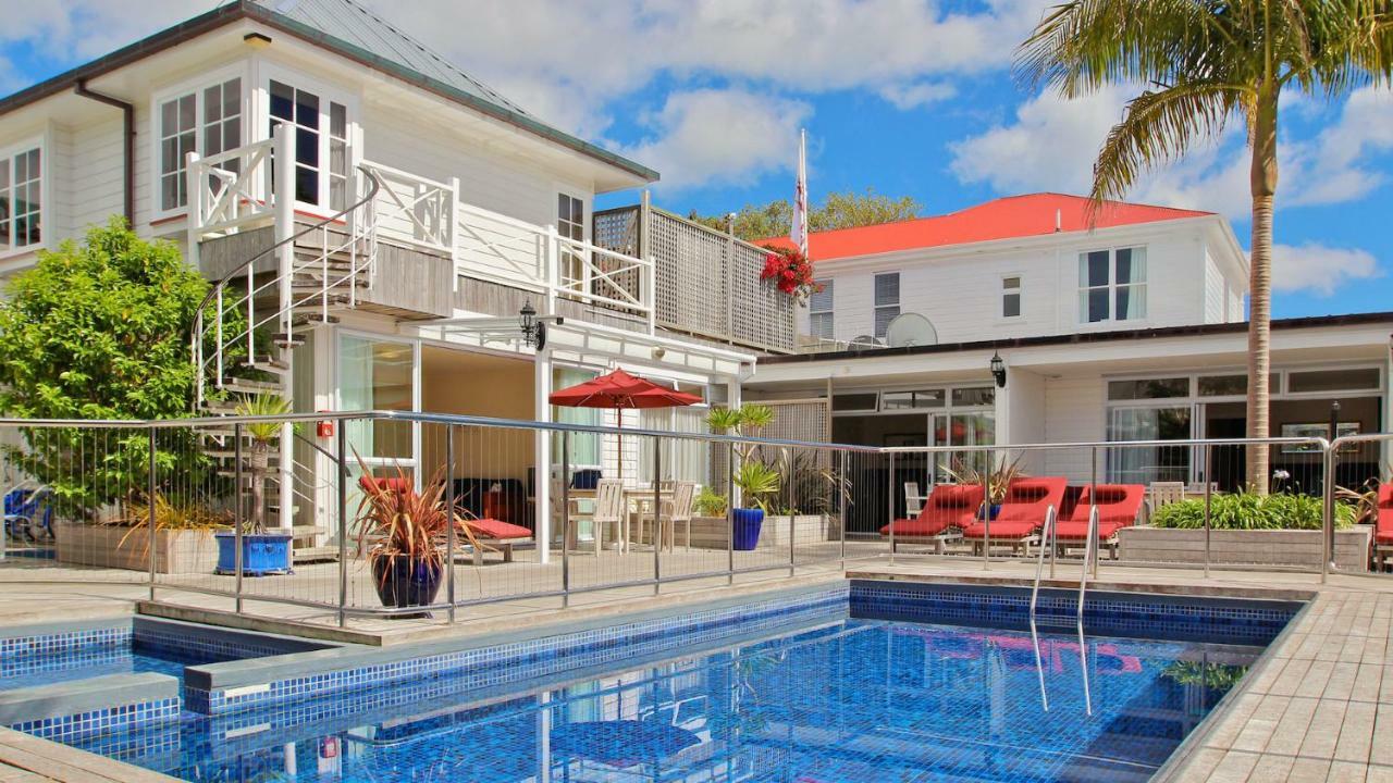 Commodores Lodge Russell Exteriér fotografie